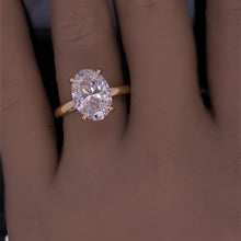 Load image into Gallery viewer, 4.00ct Oval Diamond Engagement Ring in 18K Yellow Gold (Lab Grown)
