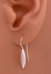 Kelim Wheat Medium Wire Earrings Fine Silver