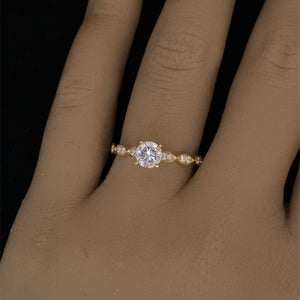 0.54 ct Brilliant Round Diamond Detailed Engagement Ring